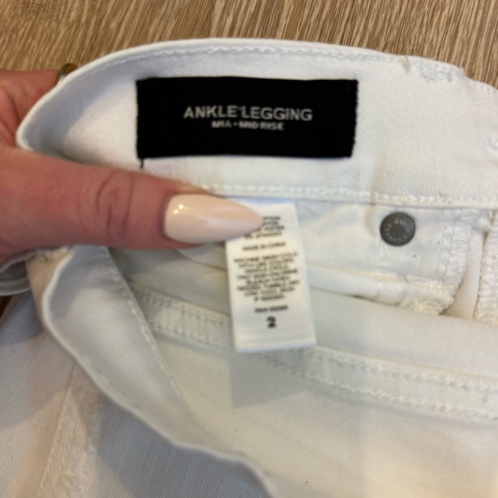 Express Ankle Legging Mia Mid Rise Jeans - Picture 5 of 5